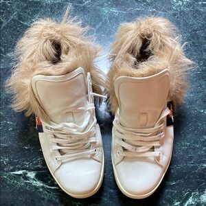 Gucci Ace Bee lace-up sneakers with fur